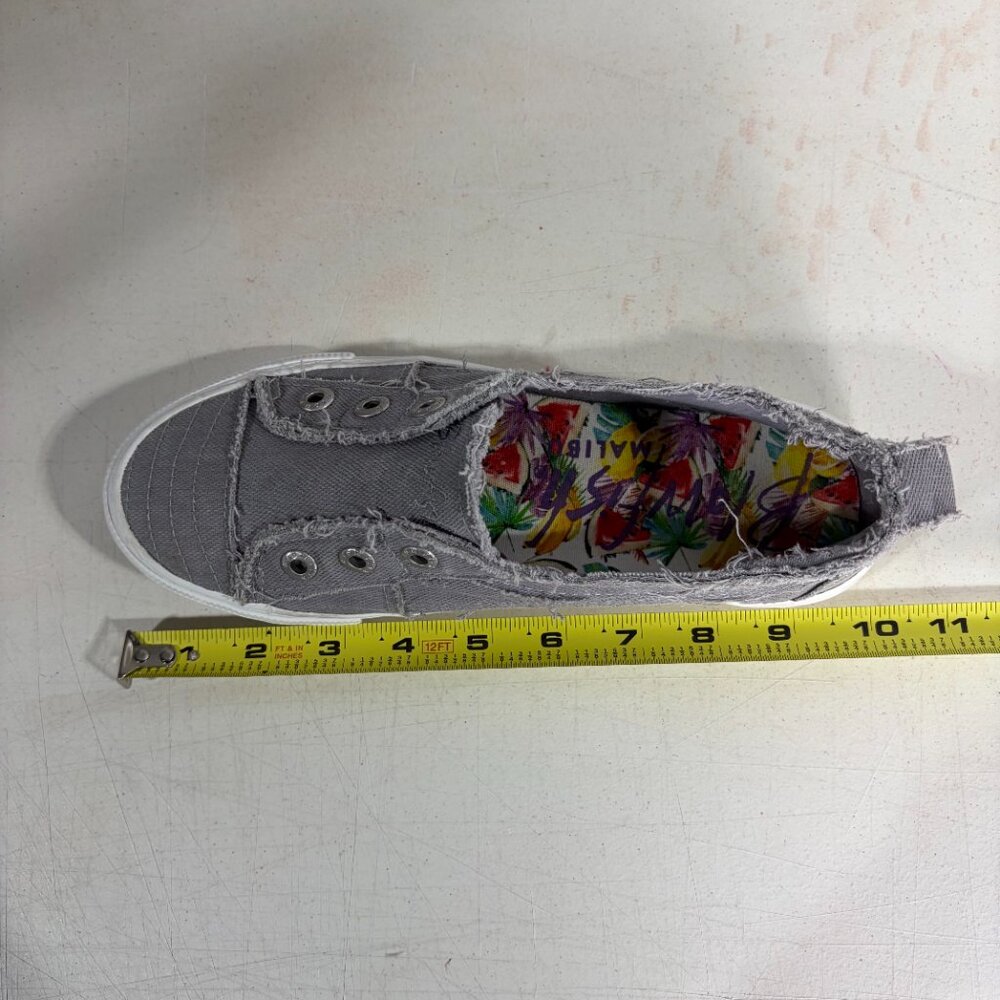 Blowfish Malibu Grey Slip-On Casual Canvas Sneaker Women Size 8.5 - Picture 13 of 13